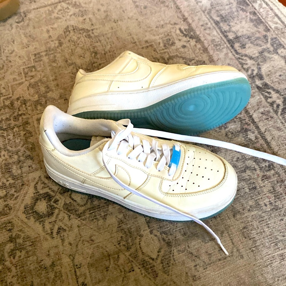 Color changing Air Force 1s